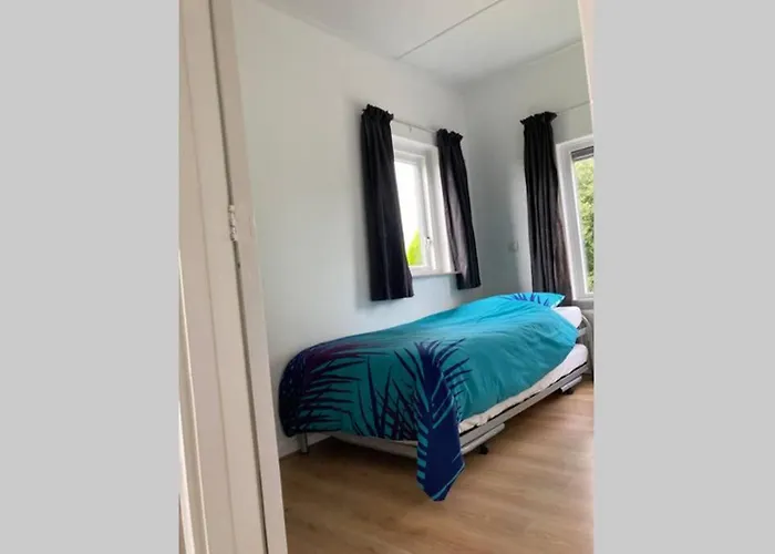 Tsjuke En March, Gezellig Vakantie Verblijf.